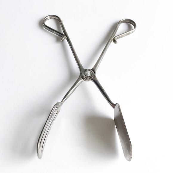 Vintage Silver Serving Scissors Serving Piece Flat Vegetable Tongs Wedding Gift - Picture 12 of 12